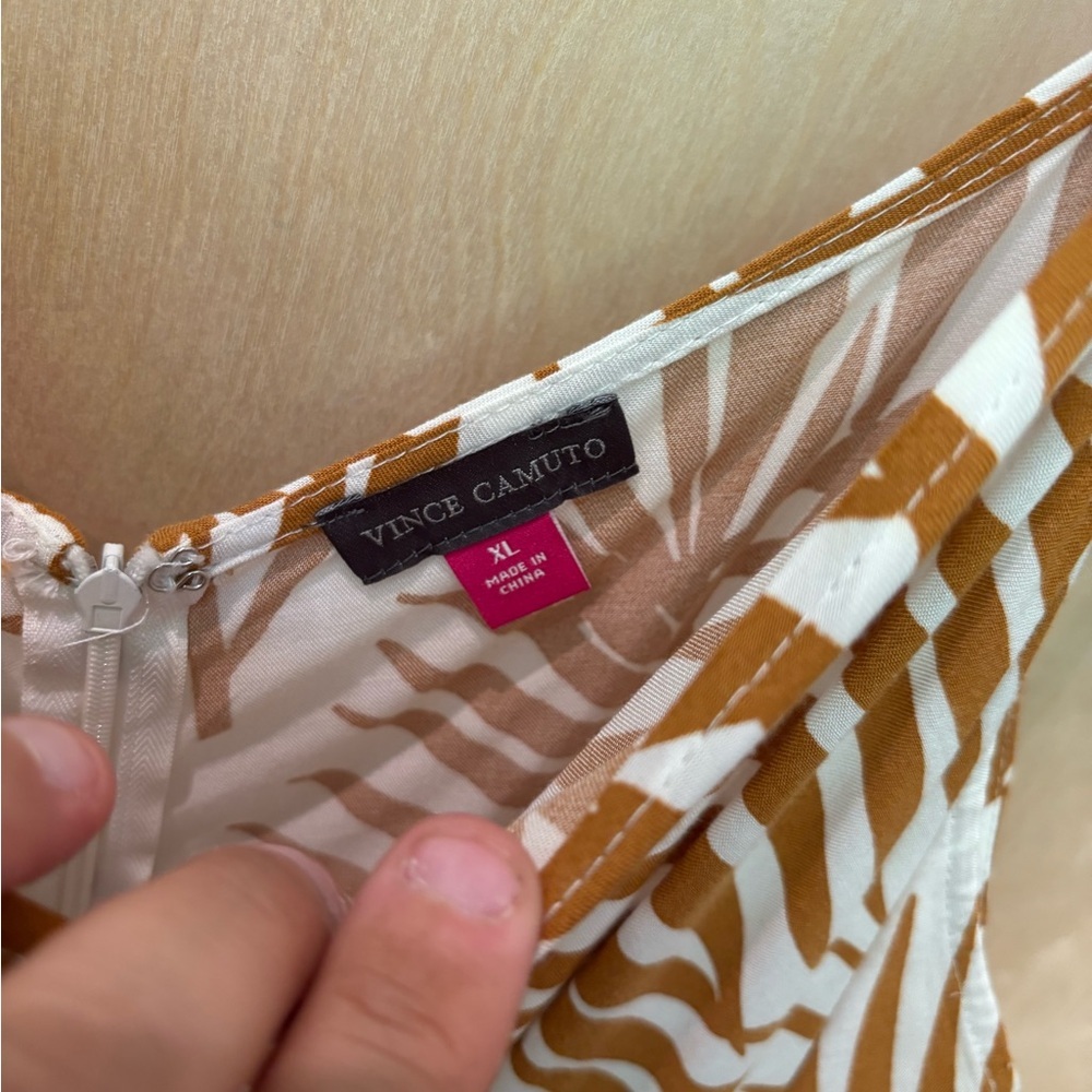 Vince Camuto Brown and White Leaf Print Dress - Picture 4 of 5